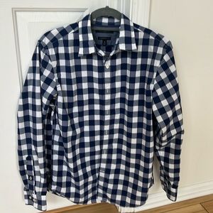 Men’s banana republic medium long sleeve plaid shirt